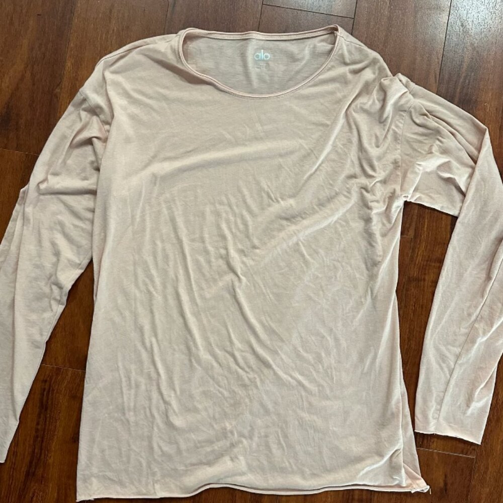 Alo long sleeve tee